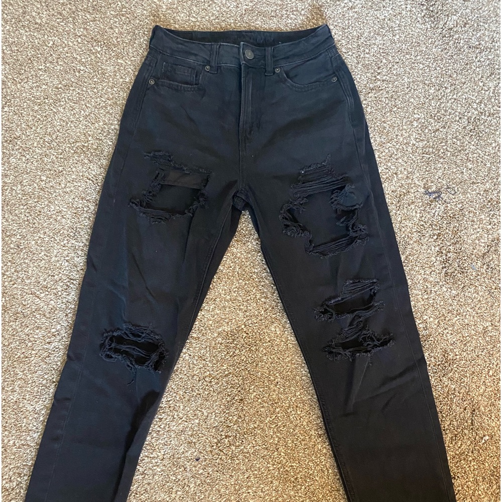 AMERICAN EAGLE black ripped jeans